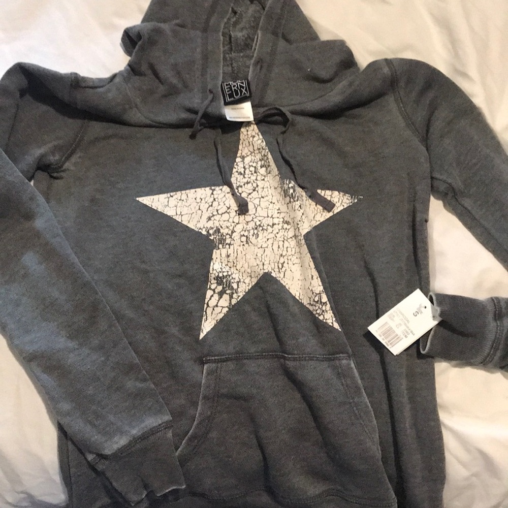 Star sweatshirt